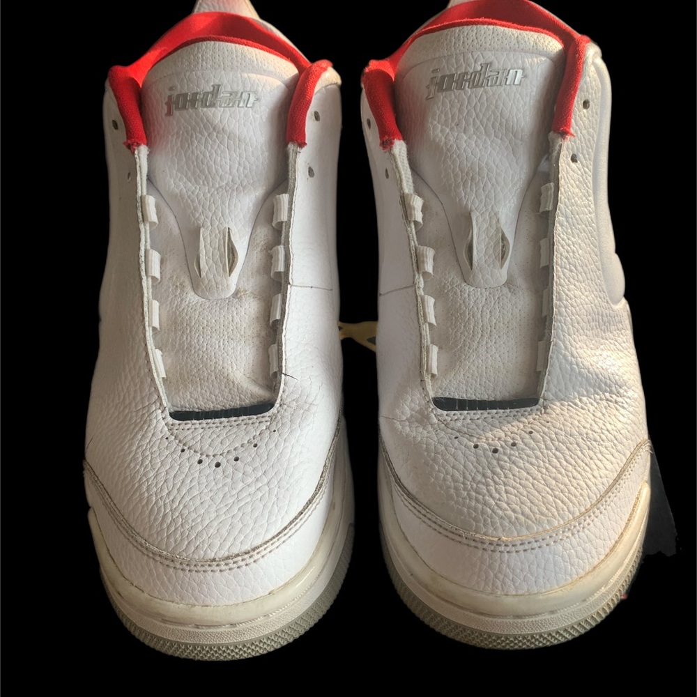 Michael Jordan Big Fund white, silver and red bball kicks💫 size 9 mens. - Picture 2 of 13